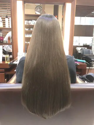 ロング 魅力引き出しUP😉 ✂︎吉田尚矢✂︎のヘアスタイル
