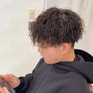 パーマ メンズ ナツハラ サトシのヘアスタイル
