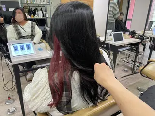 ロング 槙川 郁弥のヘアスタイル