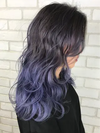 ロング カラー 小島 侑衣のヘアスタイル