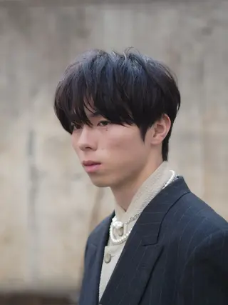 メンズ ウルフ/レイヤー/ ブリーチカラーのヘアスタイル