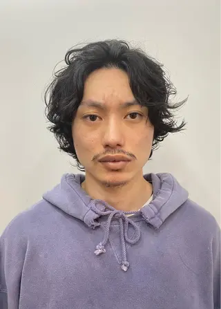 ミディアム パーマ ブリーチカラー急募✨ KENICHIのヘアスタイル