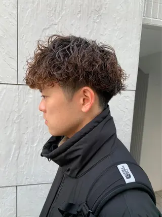 パーマ メンズ パーマ支持率No.1 ❤️‍🔥安成弾のヘアスタイル