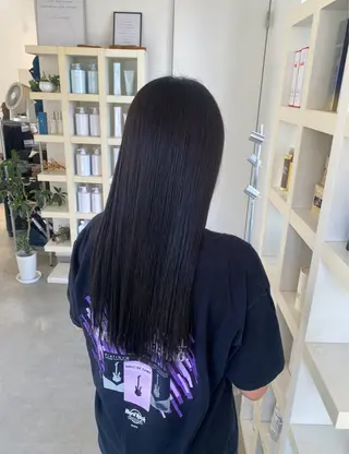 ロング カラー 堀越 美羽のヘアスタイル