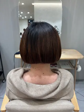 ショート 吉田 絢音のヘアスタイル