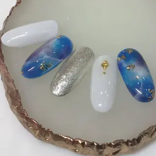 ネイル カルフール リル MOEのネイルデザイン