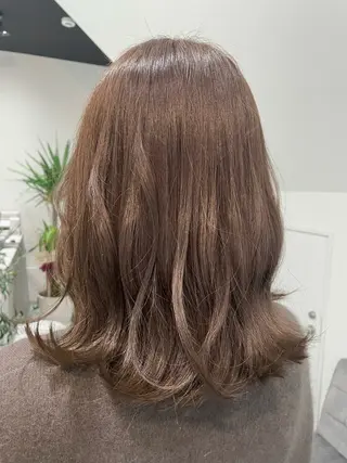 セミロング カラー 似合わせスタイル🪮 🌿まなべさとみ🌿のヘアスタイル