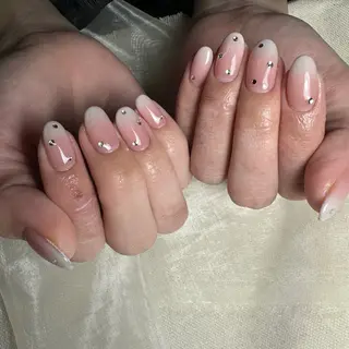 ネイル 里見 麗のネイルデザイン