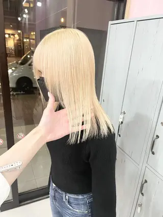 セミロング ❄️💛エクステ ブリーチ❄️yukiのヘアスタイル