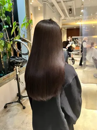 ロング hana /ハイトーンカラーのヘアスタイル