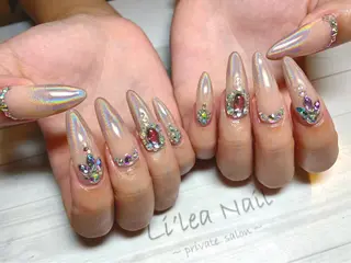 ネイル Li'leaNail AINAのネイルデザイン