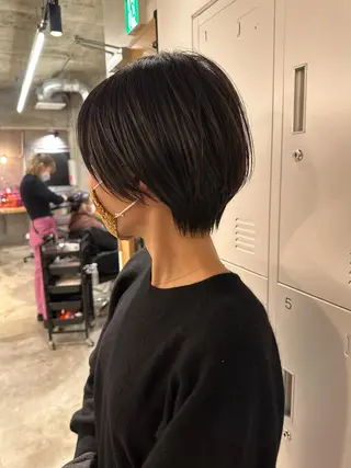 ショート レディースモデル カット/中川翔太のヘアスタイル