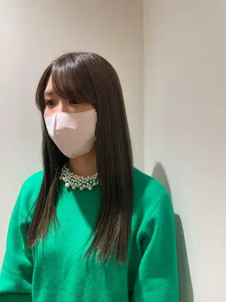 セミロング カラー 天野 瑠真のヘアスタイル
