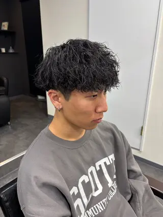 カラー パーマ メンズ スパイキーパーマ 柏NO1 藤本葉のヘアスタイル