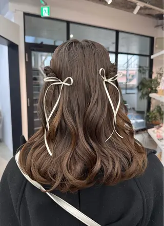 セミロング ヘアアレンジ ご予約は2月まで！ maho‪🐈🎀のヘアスタイル