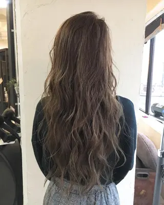 ロング カラー LoRE hair 四条河原町 西尾友里のヘアスタイル