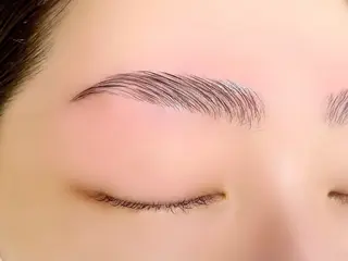 アイブロウ emelu 山本の眉毛・アイブロウイメージ