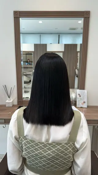 カラー 🧡Ash 新杉田🧡山本のヘアスタイル