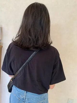 セミロング Lit.豊橋 夏目のヘアスタイル