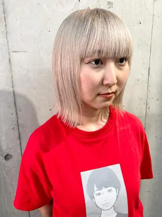ミディアム カラー ヘアアレンジ lani ブリーチ /ダブルカラーのヘアスタイル