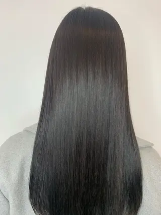 セミロング カラー トップ スタイリストのヘアスタイル