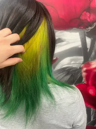 ミディアム プルシールエクステ/ ハイトーン/ブリーチのヘアスタイル