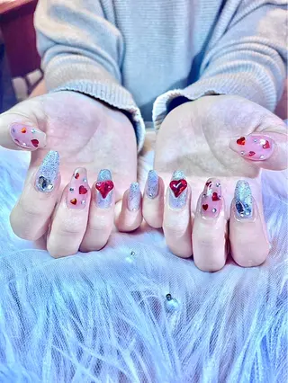 ネイル Jr.ネイリスト🤍 【Alissa】新栄のネイルデザイン