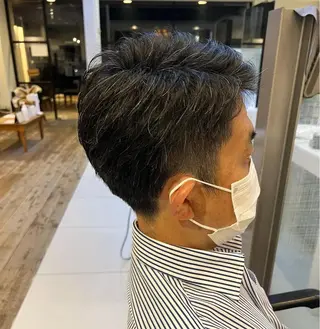 メンズ ハイライト特化小澤 奈津美のヘアスタイル