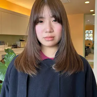 セミロング カラー レイヤー/ブリーチ/ 渋谷/ルル🌿のヘアスタイル