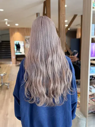 ロング カラー 和歌山1カラーが 上手い🎨神保克行のヘアスタイル