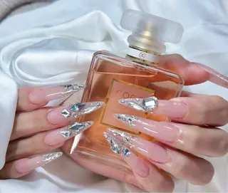 ネイル D-BEAUTY Nailsalonのネイルデザイン