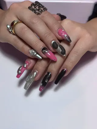 ロング Siita Yukiのネイルデザイン