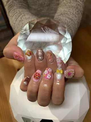 ネイル LAVISH nail salonのネイルデザイン