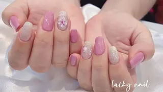 ネイル Lucky nail  小林和希のネイルデザイン