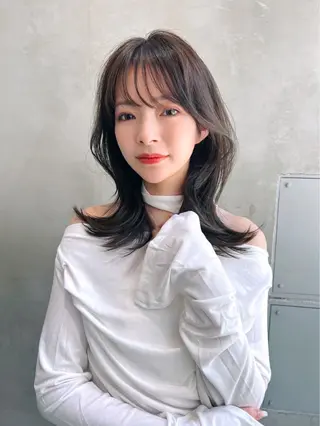 ロング 鈴木 和佳のヘアスタイル