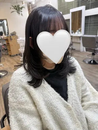 ミディアム Rinka/レイヤー /透明感カラーのヘアスタイル