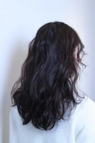 ロング 平尾駅直結/徒歩0分 イノセントヘアのヘアスタイル