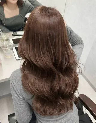 ロング 石津 優菜のヘアスタイル