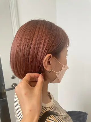 ショート カラー パーマ ヘアアレンジ ハイトーンカラー🤍 山下 優華のヘアスタイル