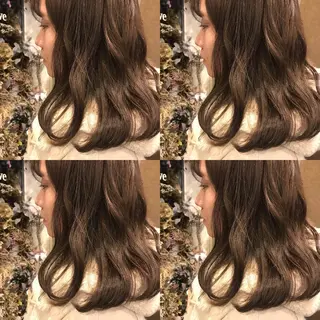 ミディアム カラー 小栗 麻衣のヘアスタイル