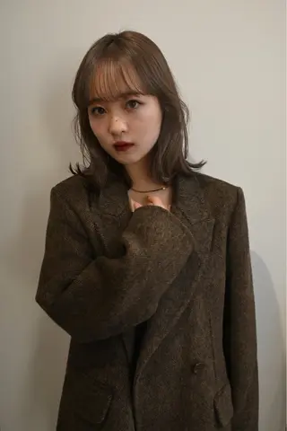 カラー aya / ニュアンスカラーのヘアスタイル