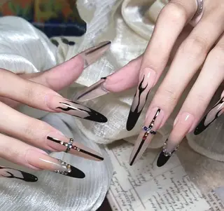 ネイル Tini ANA.CHUOのネイルデザイン