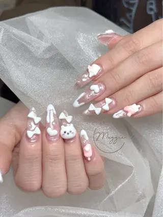 ネイル Maggie Nail🦩のネイルデザイン