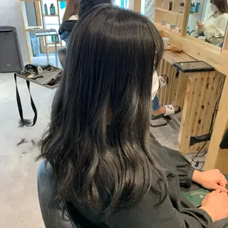 セミロング カラー ノグチ ナツコのヘアスタイル