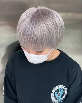 ショート カラー りょうへい/ 全頭ブリーチ/渋谷のヘアスタイル