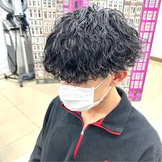 ショート パーマ メンズ 岡田大志🇰🇷 中/韓メンズヘアのヘアスタイル