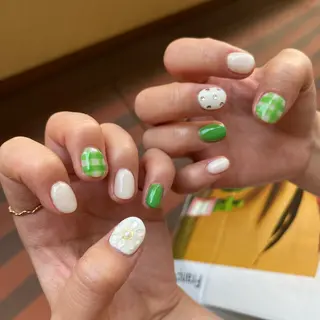 ネイル うにゃねいる🌷 Mayaのネイルデザイン