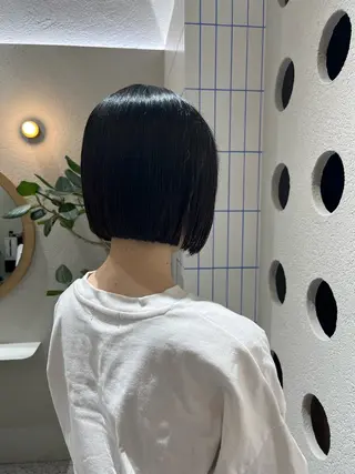 ショート 白髪ぼかしマイスター 🫧shuri🫧のヘアスタイル
