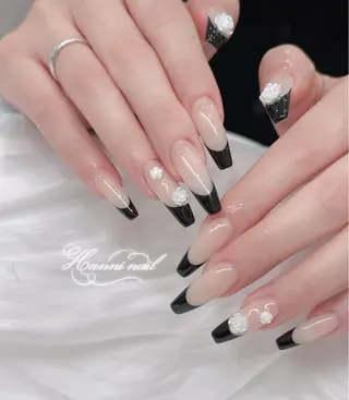 ネイル Hanni ハンのネイルデザイン