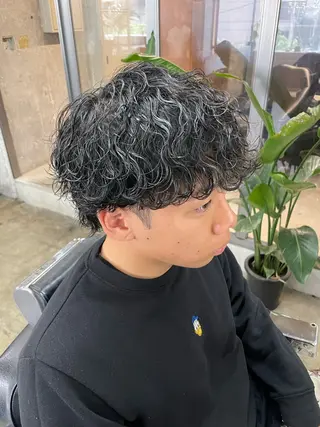 ショート カラー パーマ ヘアアレンジ メンズ 亀井隆汰/メンズ専門 パーマ特化美容師のヘアスタイル